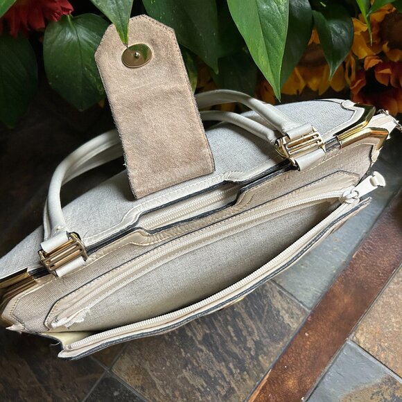 Phillippe Classic Travel Handbag - Picture 5 of 16